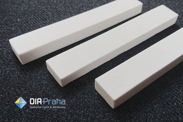 Oživovací kámen 13x25x150